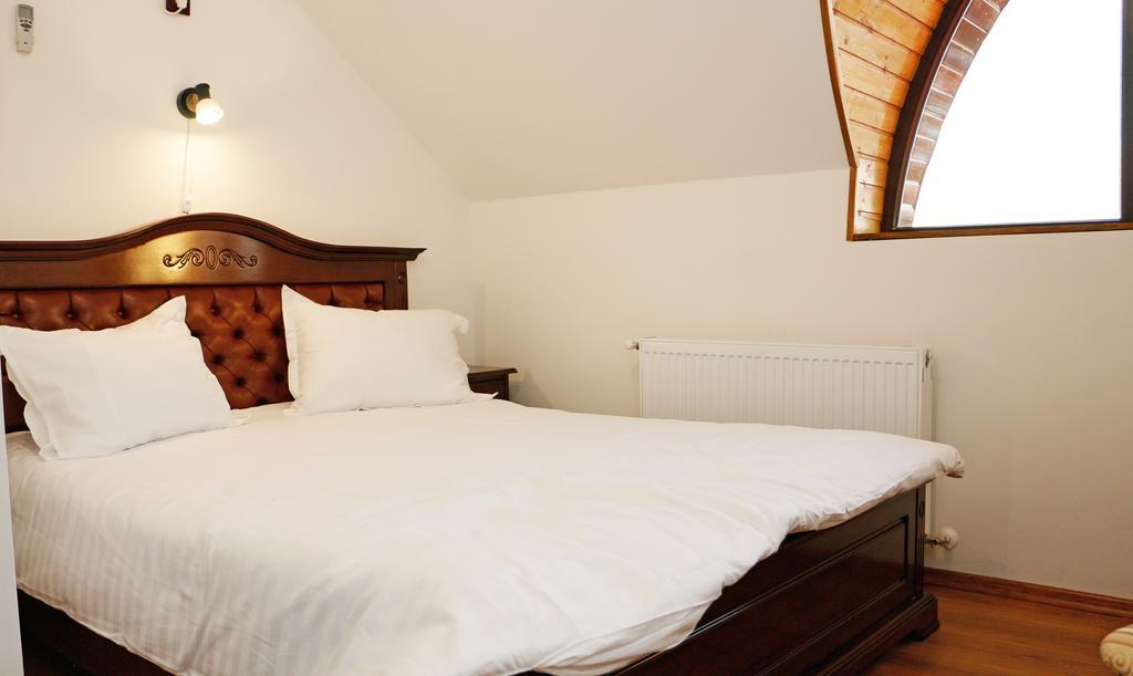 Hanu Lui Gica Spa Satu Mare Room photo
