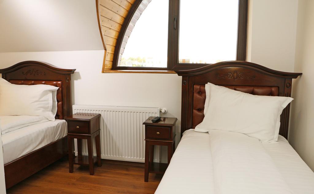 Hanu Lui Gica Spa Satu Mare Room photo